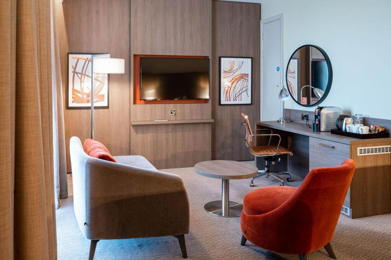 Clayton Hotel 4*
