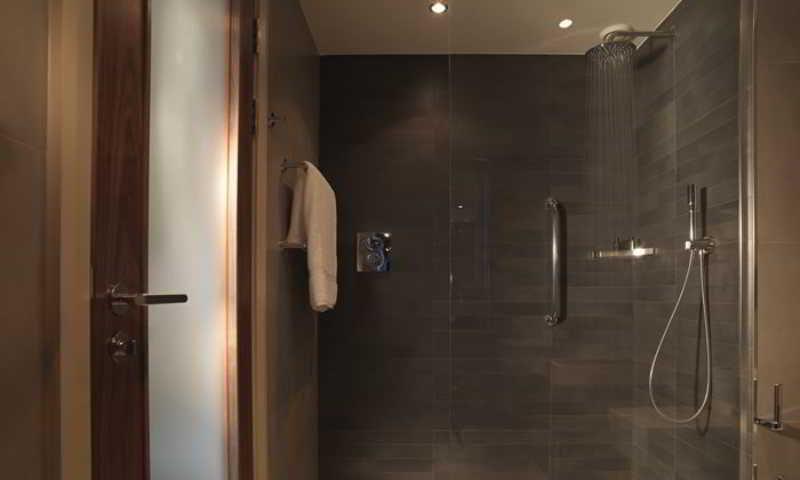 Clayton 4* Birmingam